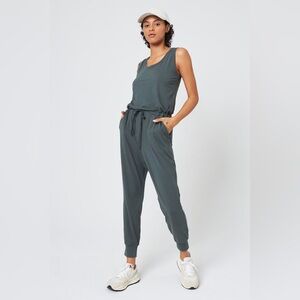 MPG sport Renew cuffed jumpsuit green sleeveless jumper onsie longerwear small